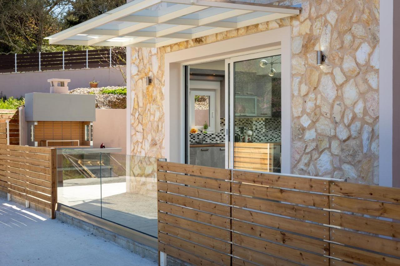 Nightingale Villa & Suites Corfu Gazátika Exteriér fotografie